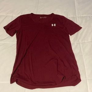 Under Armour T-shirt